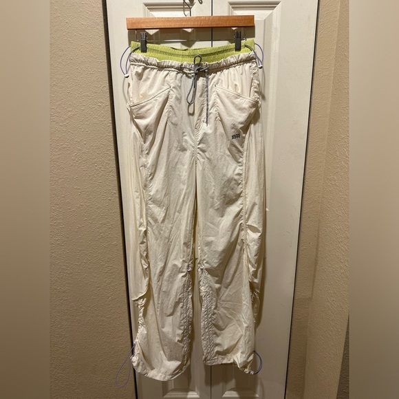 Nothomme Athletic Trousers Women’s in Pearl White , Large - Picture 9 of 15